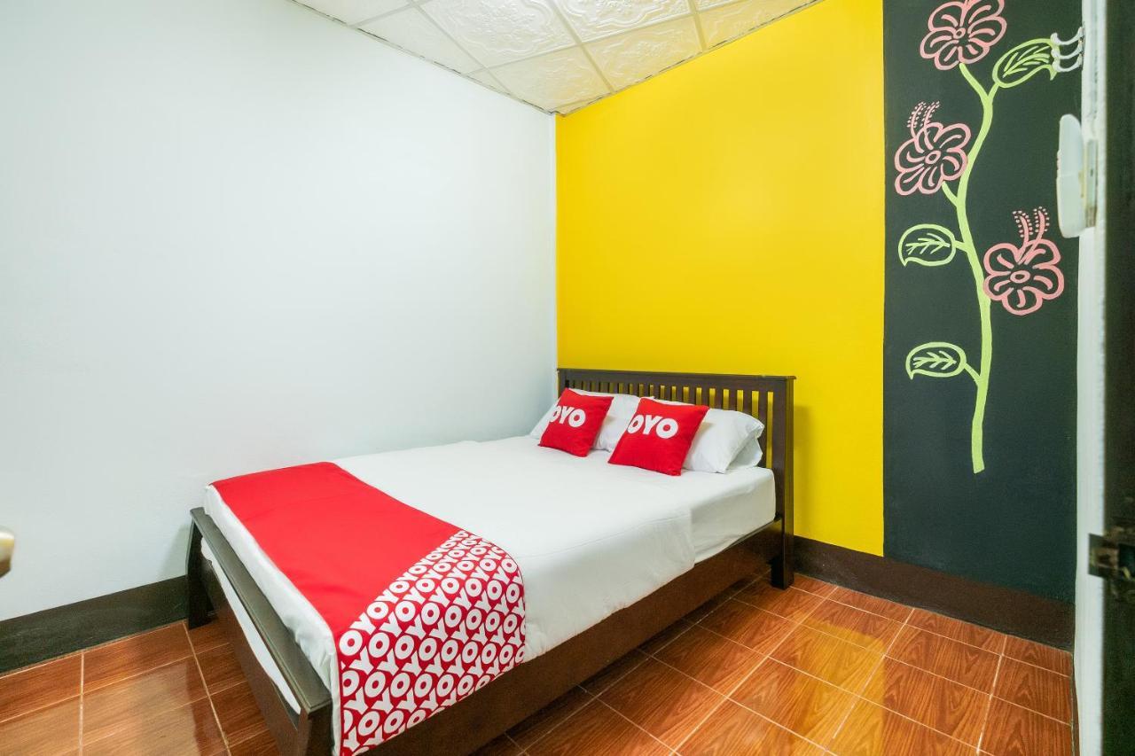 Oyo 608 Maleena Home Krabi town Exterior foto